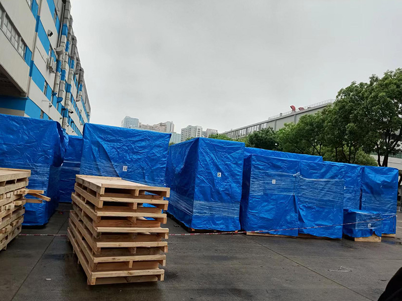 富士(shì)康真空防雨(yǔ)木箱