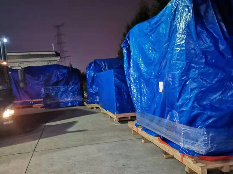 廣州韓國LG搬(bān)遷防雨真空包(bao)裝